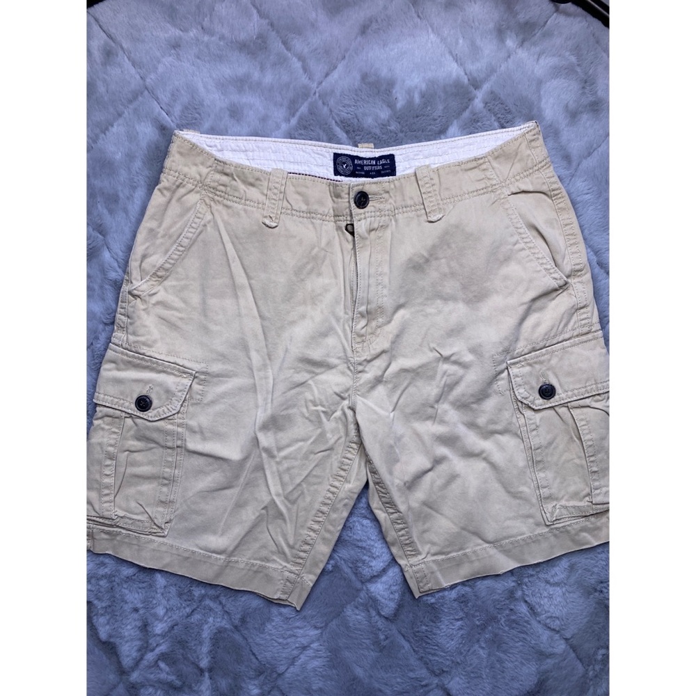 American Eagle outfitters khaki cargo shorts size 36